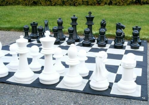 Pièces d'échecs géantes taille moyenne