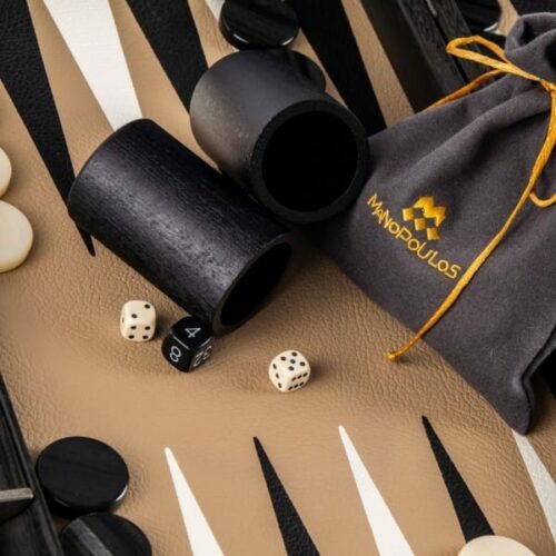 Backgammon en cuir  couleur Ivoire et  moka
